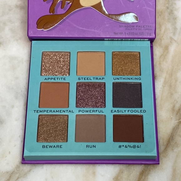 Revolution Other - Taz Revolution Palette (NIB)